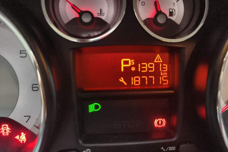 Used Peugeot 308 2013 1.6L Automatic YouShang Model Odometer Close Up