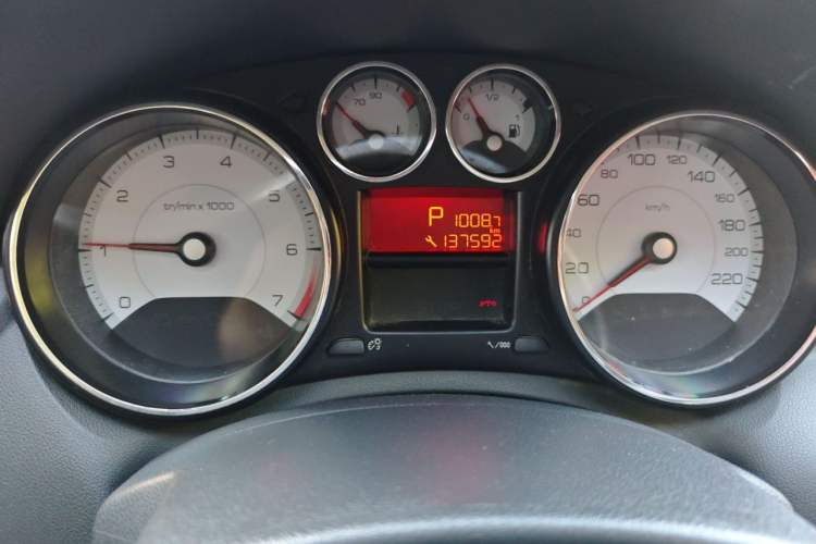 Used Peugeot 308 2013 1.6L Automatic YouShang Model Odometer Close Up