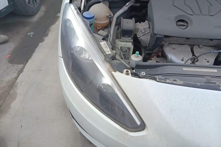 Used Peugeot 308 2013 1.6L Automatic Fashion Model Right Front Headlight