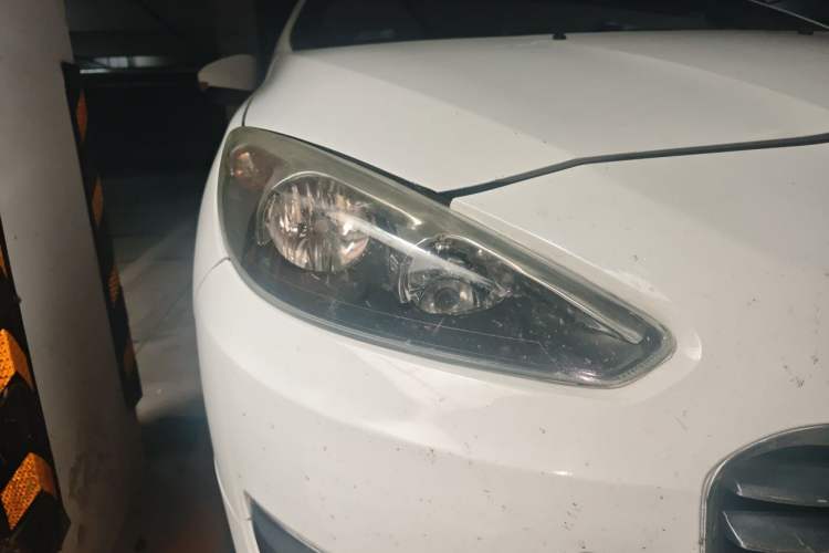 Used Peugeot 308 2013 1.6L Automatic YouShang Model Right Front Headlight