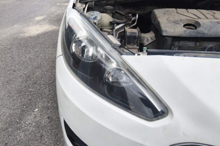 Used Peugeot 308 2013 1.6L Manual YouShang Model Right Front Headlight