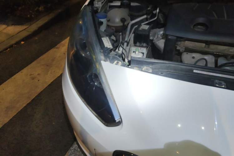 Used Peugeot 308 2013 1.6L Manual YouShang Model Right Front Headlight