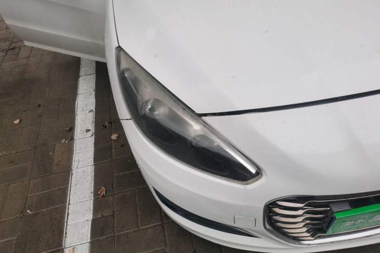 Used Peugeot 308 2013 1.6L Manual Fashion Model Right Front Headlight