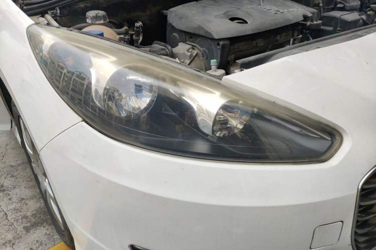 Used Peugeot 308 2013 1.6L Manual YouShang Model Right Front Headlight