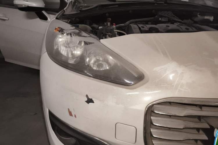 Used Peugeot 308 2013 1.6L Manual YouShang Model CNG Right Front Headlight