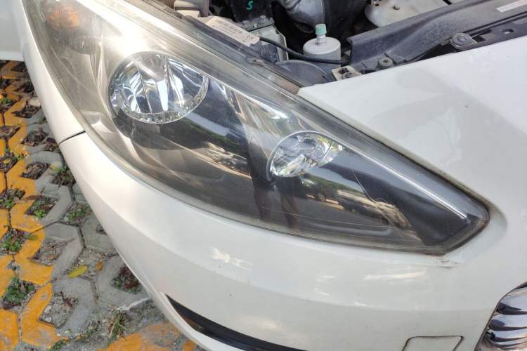 Used Peugeot 308 2013 1.6L Manual Fashion Model Right Front Headlight