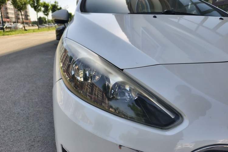 Used Peugeot 308 2013 1.6L Manual YouShang Model Right Front Headlight