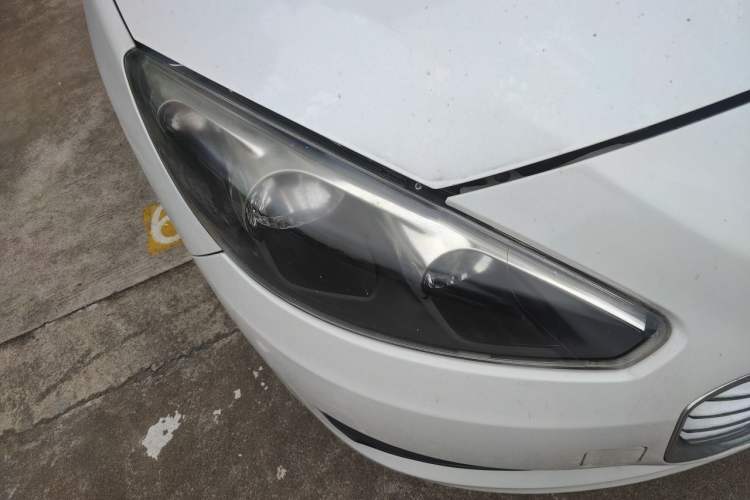 Used Peugeot 308 2013 1.6L Automatic YouShang Model Right Front Headlight