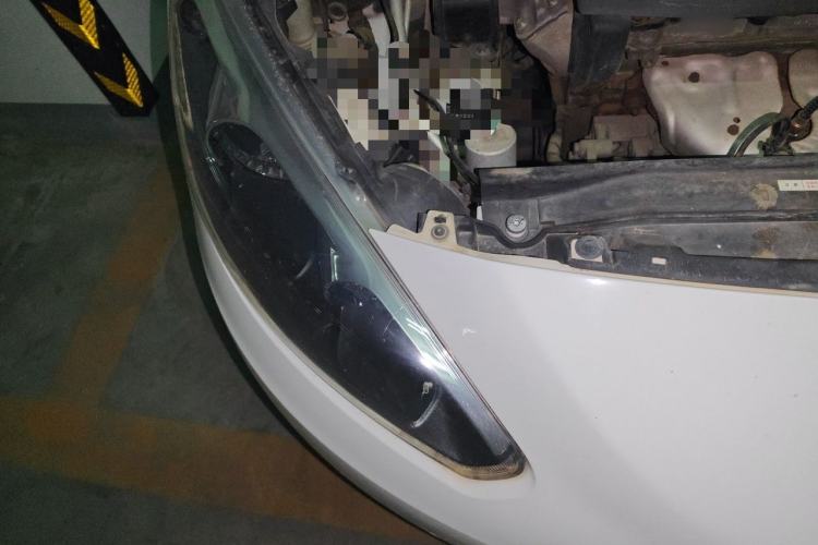 Used Peugeot 308 2013 1.6L Automatic Fashion Model Right Front Headlight