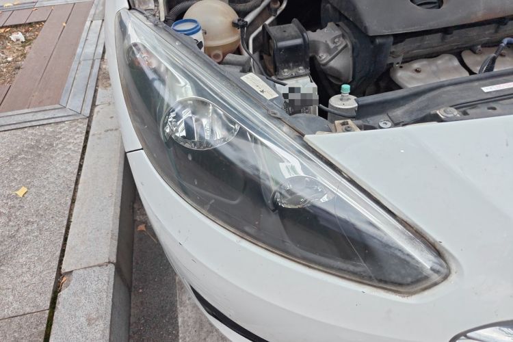 Used Peugeot 308 2013 1.6L Manual YouShang Model Right Front Headlight