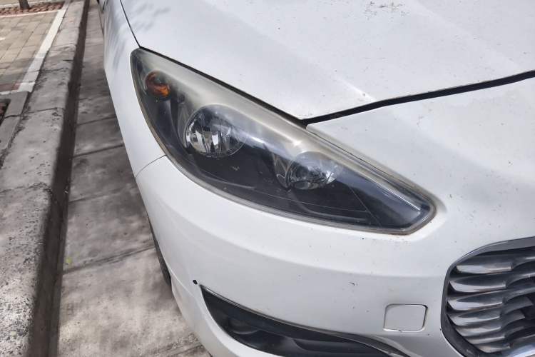 Used Peugeot 308 2013 1.6L Manual Fashion Model Right Front Headlight