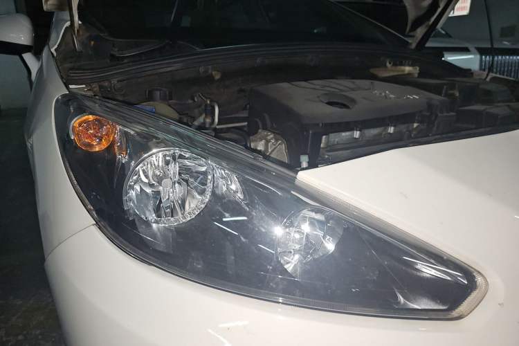 Used Peugeot 308 2013 1.6L Automatic Fashion Model Right Front Headlight