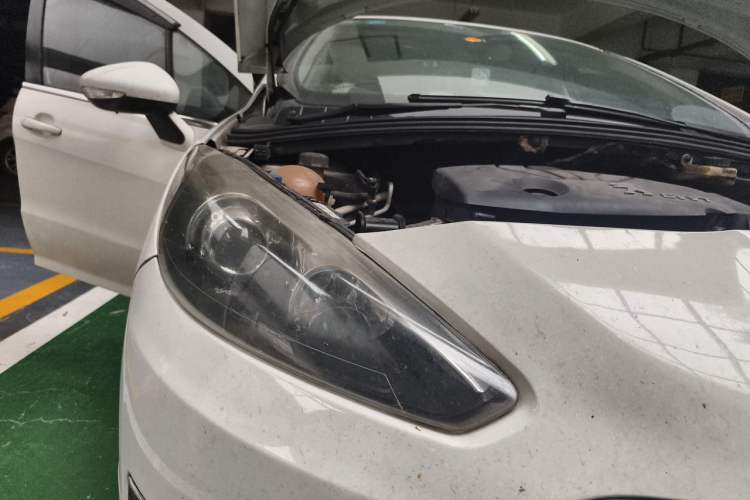 Used Peugeot 308 2013 1.6L Automatic YouShang Model Right Front Headlight