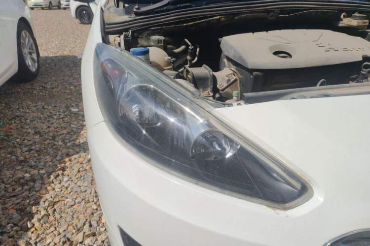 Used Peugeot 308 2013 1.6L Manual Fashion Model Right Front Headlight