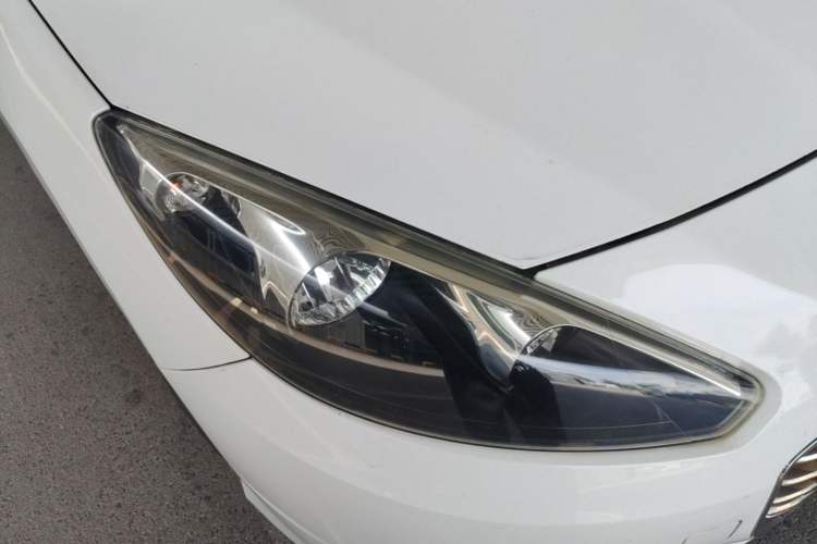 Used Peugeot 308 2013 1.6L Manual YouShang Model Right Front Headlight