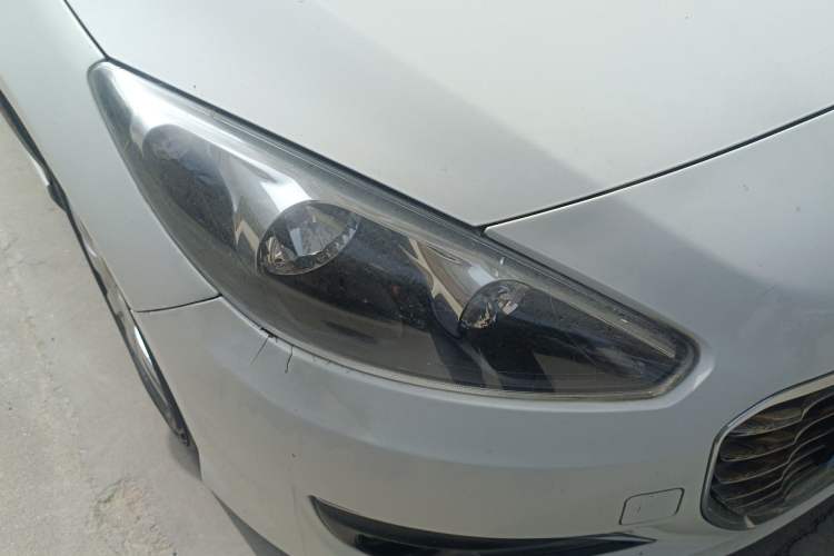 Used Peugeot 308 2013 1.6L Manual Fashion Model Right Front Headlight