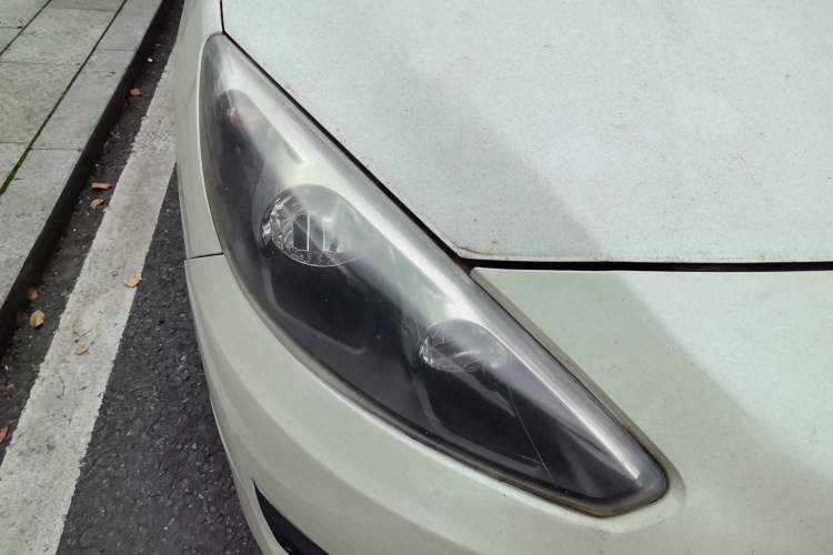 Used Peugeot 308 2013 1.6L Automatic YouShang Model Right Front Headlight
