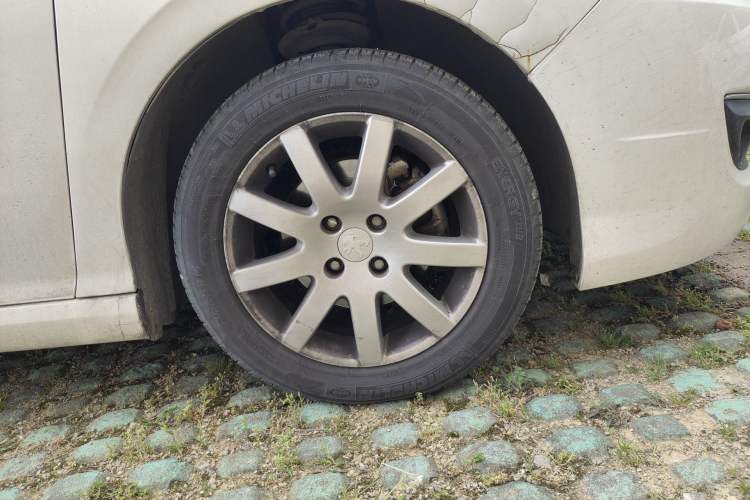 Used Peugeot 308 2013 1.6L Manual YouShang Model Right Front Wheel Hub