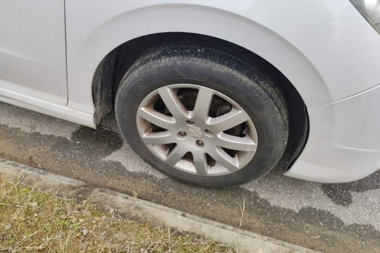Used Peugeot 308 2013 1.6L Manual YouShang Model Right Front Wheel Hub