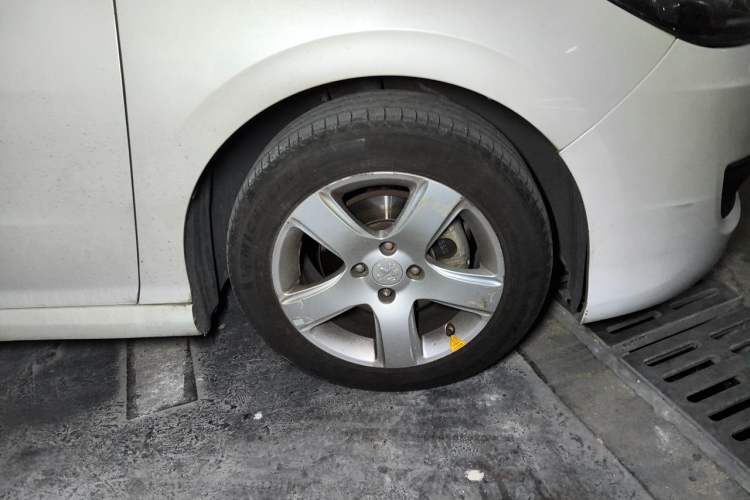 Used Peugeot 308 2013 1.6L Automatic YouShang Model Right Front Wheel Hub