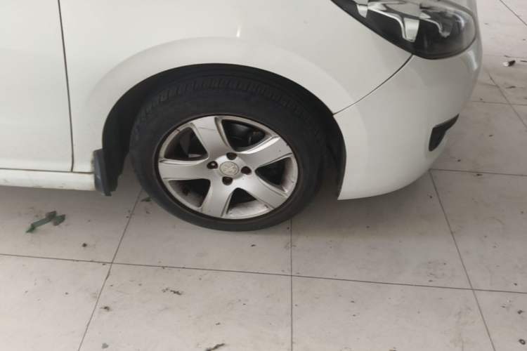 Used Peugeot 308 2013 1.6L Manual YouShang Model Right Front Wheel Hub