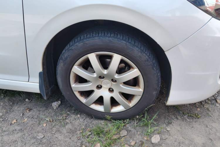 Used Peugeot 308 2013 1.6L Automatic YouShang Model Right Front Wheel Hub