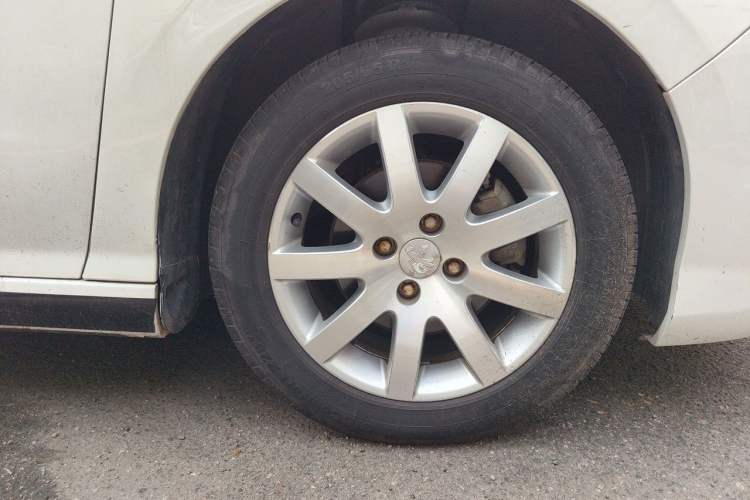 Used Peugeot 308 2013 1.6L Automatic Fashion Model Right Front Wheel Hub
