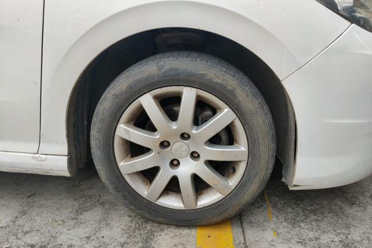 Used Peugeot 308 2013 1.6L Manual YouShang Model Right Front Wheel Hub