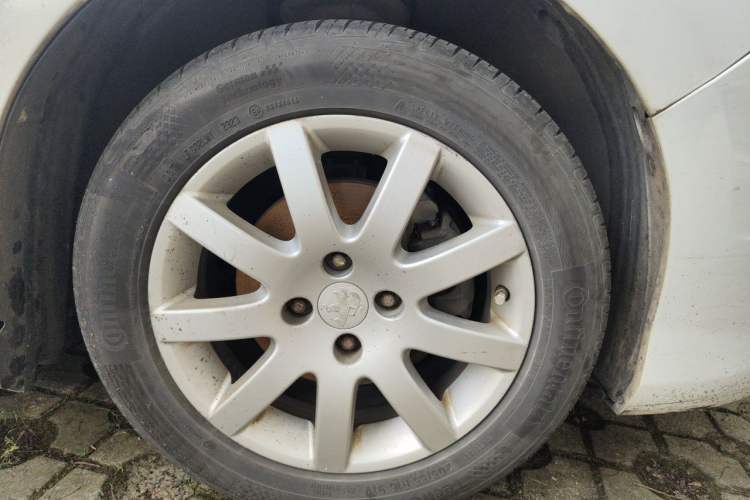 Used Peugeot 308 2013 1.6L Automatic Fashion Model Right Front Wheel Hub
