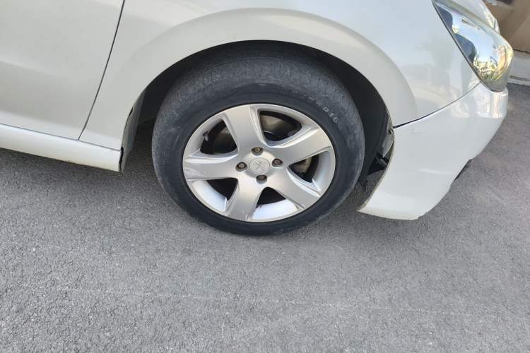 Used Peugeot 308 2013 1.6L Manual YouShang Model Right Front Wheel Hub