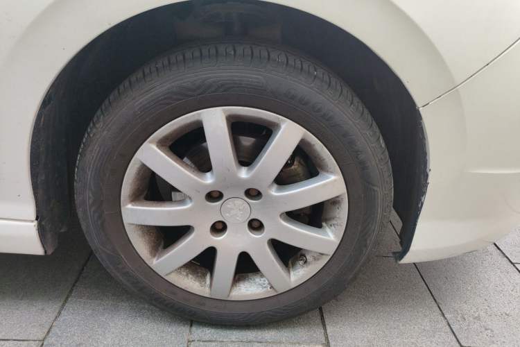 Used Peugeot 308 2013 1.6L Automatic YouShang Model Right Front Wheel Hub