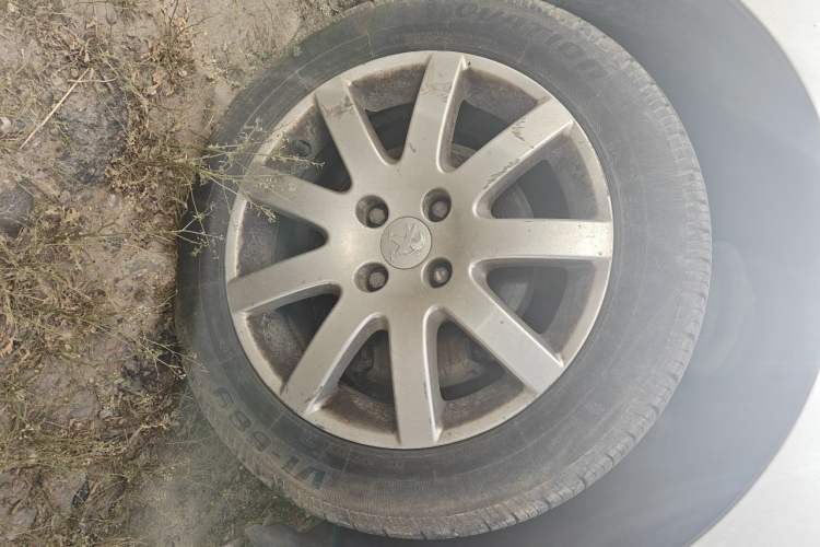 Used Peugeot 308 2013 1.6L Automatic YouShang Model Right Front Wheel Hub