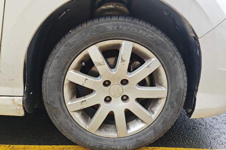 Used Peugeot 308 2013 1.6L Automatic YouShang Model Right Front Wheel Hub