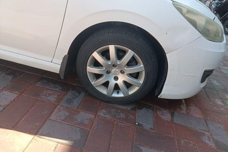 Used Peugeot 308 2013 1.6L Manual YouShang Model Right Front Wheel Hub