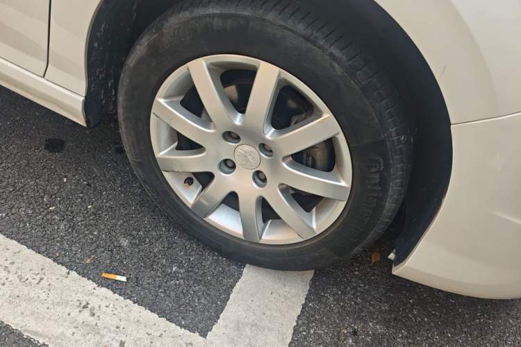 Used Peugeot 308 2013 1.6L Manual Fashion Model Right Front Wheel Hub
