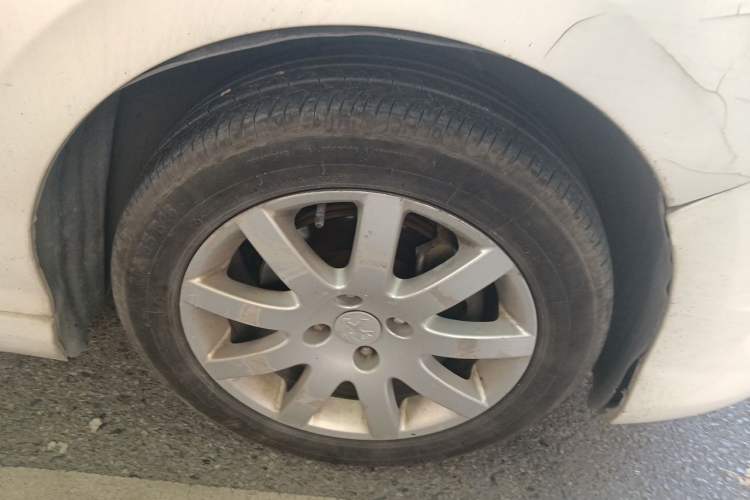 Used Peugeot 308 2013 1.6L Manual Fashion Model Right Front Wheel Hub