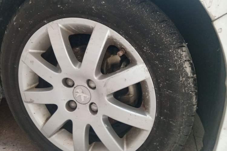 Used Peugeot 308 2013 1.6L Automatic Fashion Model Right Front Wheel Hub