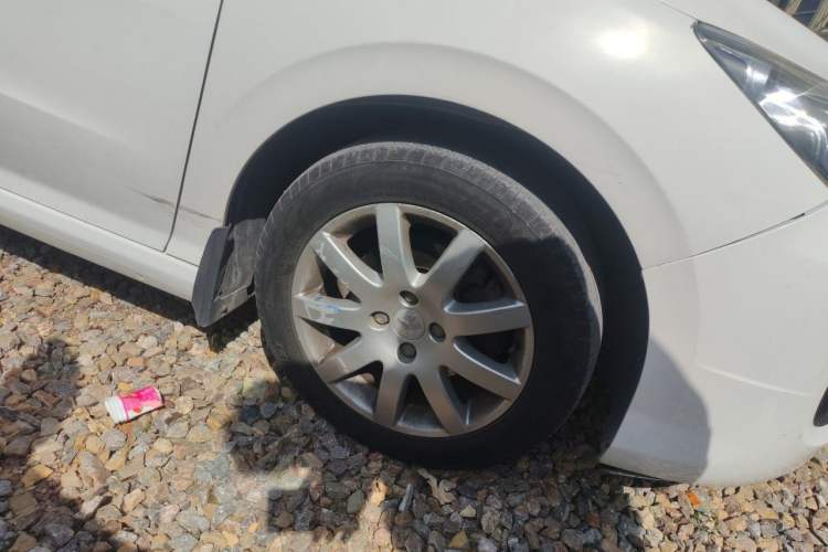 Used Peugeot 308 2013 1.6L Manual Fashion Model Right Front Wheel Hub