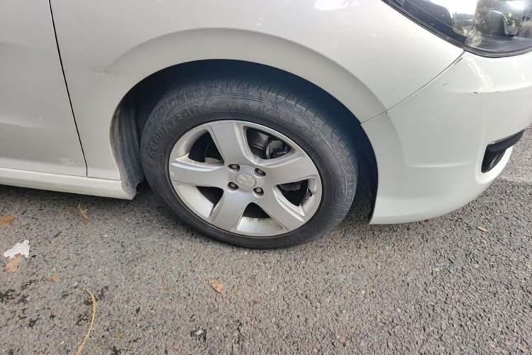 Used Peugeot 308 2013 1.6L Automatic YouShang Model Right Front Wheel Hub