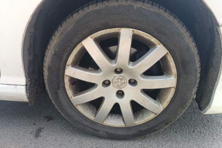 Used Peugeot 308 2013 1.6L Manual Fashion Model Right Front Wheel Hub