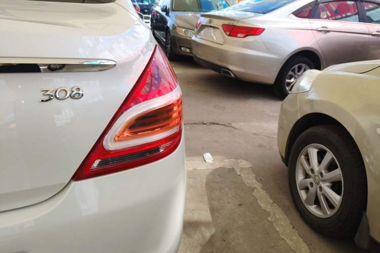 Used Peugeot 308 2013 1.6L Automatic YouShang Model Right Rear Taillight