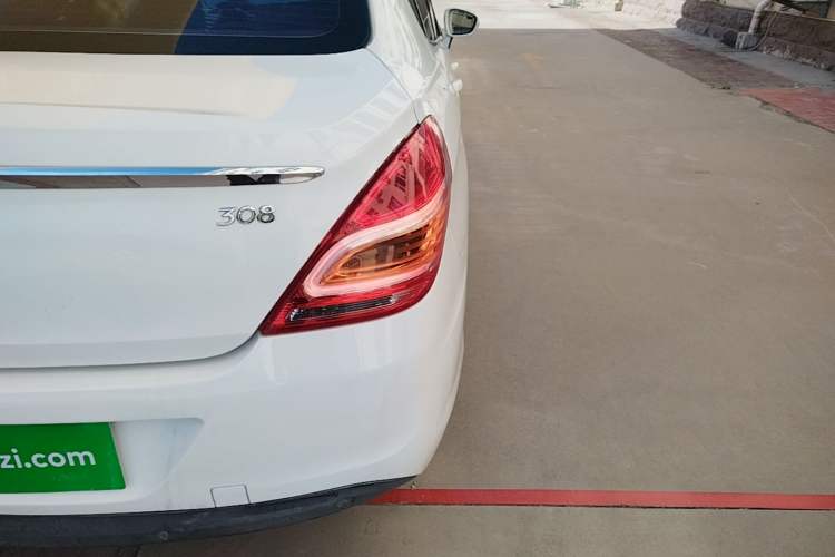 Used Peugeot 308 2013 1.6L Automatic Fashion Model Right Rear Taillight