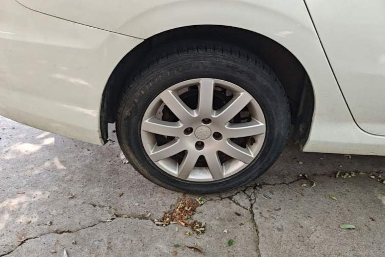 Used Peugeot 308 2013 1.6L Automatic YouShang Model Right Rear Wheel Hub
