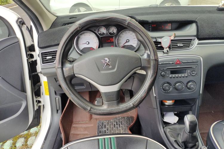Used Peugeot 308 2013 1.6L Manual YouShang Model Steering Wheel