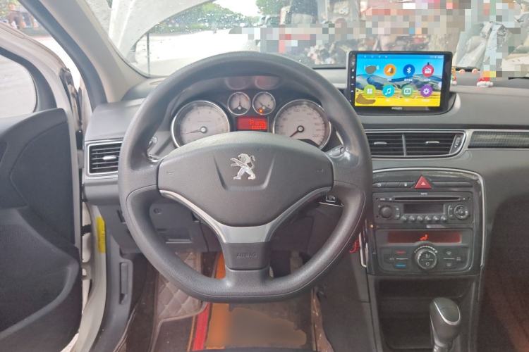 Used Peugeot 308 2013 1.6L Automatic Fashion Model Steering Wheel