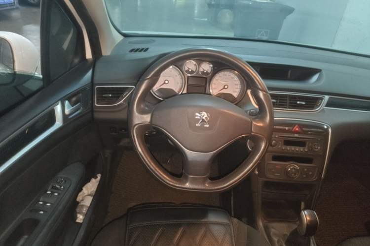 Used Peugeot 308 2013 1.6L Manual YouShang Model Steering Wheel