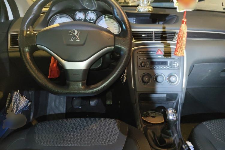 Used Peugeot 308 2013 1.6L Manual YouShang Model Steering Wheel