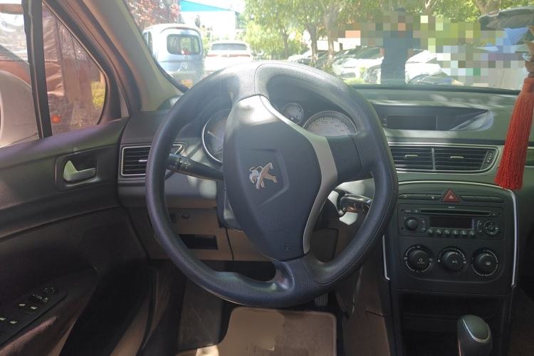 Used Peugeot 308 2013 1.6L Automatic YouShang Model Steering Wheel