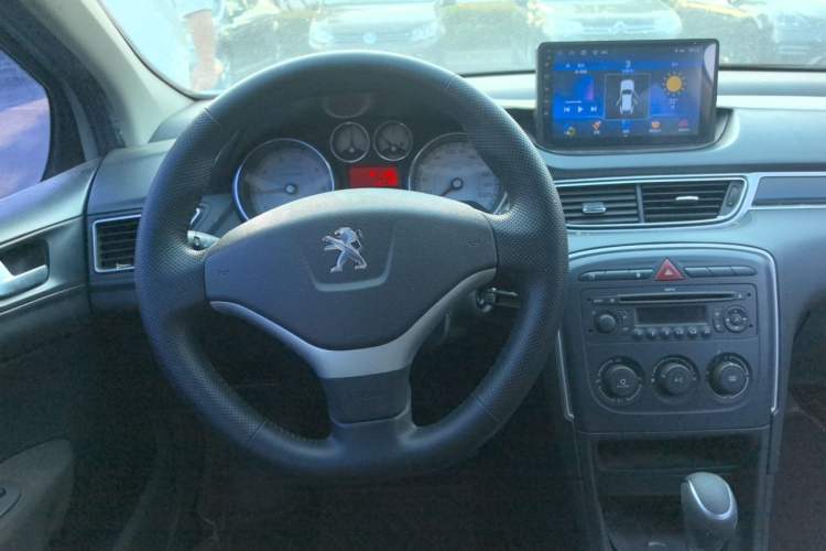 Used Peugeot 308 2013 1.6L Automatic YouShang Model Steering Wheel