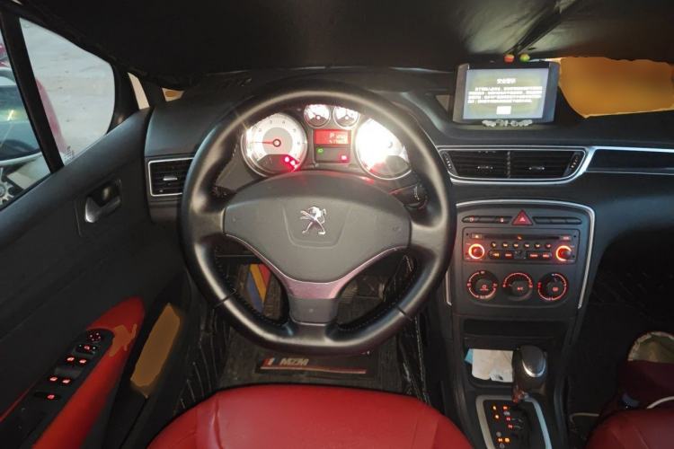 Used Peugeot 308 2013 1.6L Automatic YouShang Model Steering Wheel